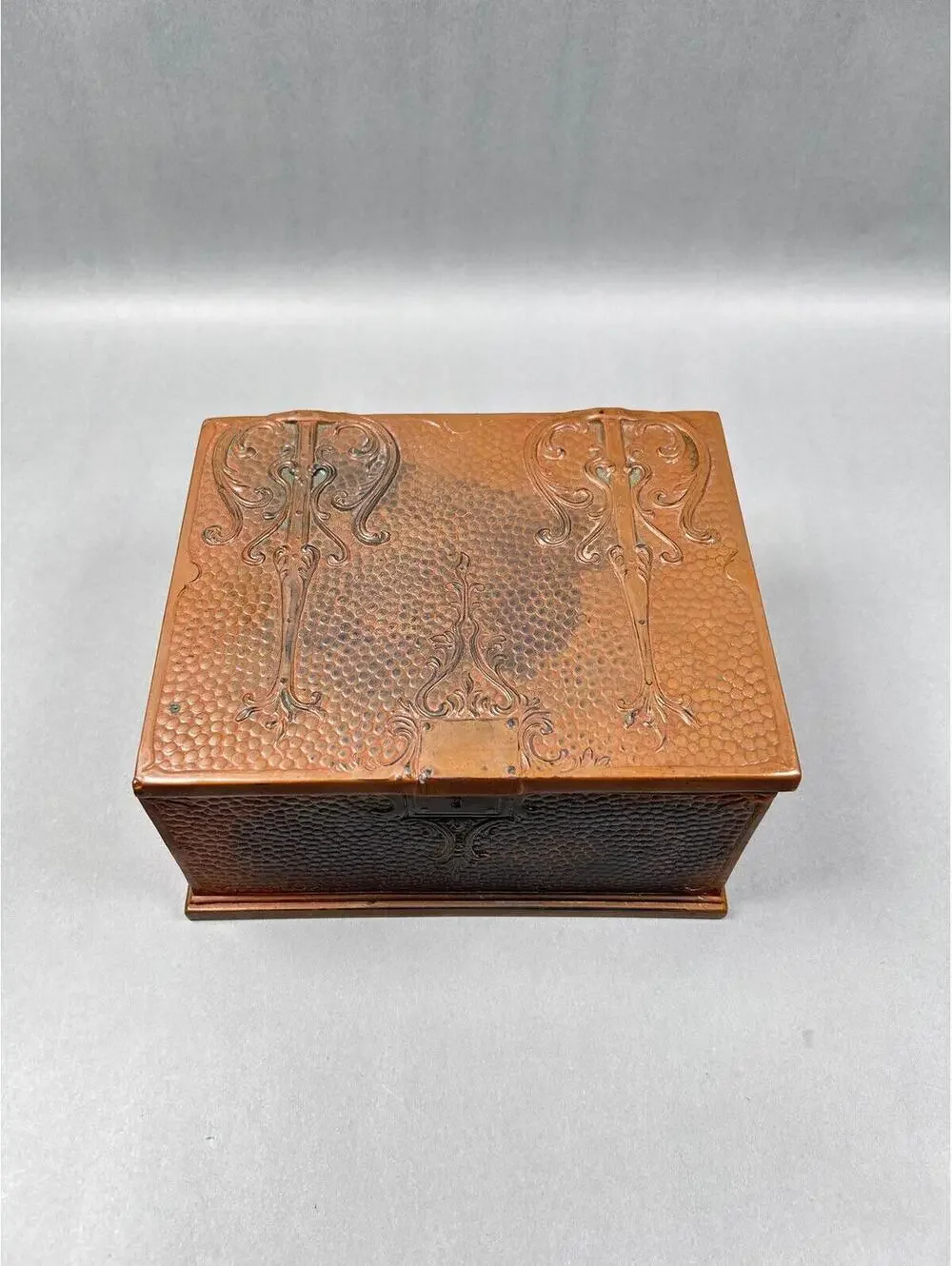 Antique Bradley & Hubbard Copper Cigar Humidor Box with Cedar Inside